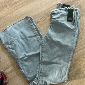 Brand new wild fable flare jeans ruched front size 6